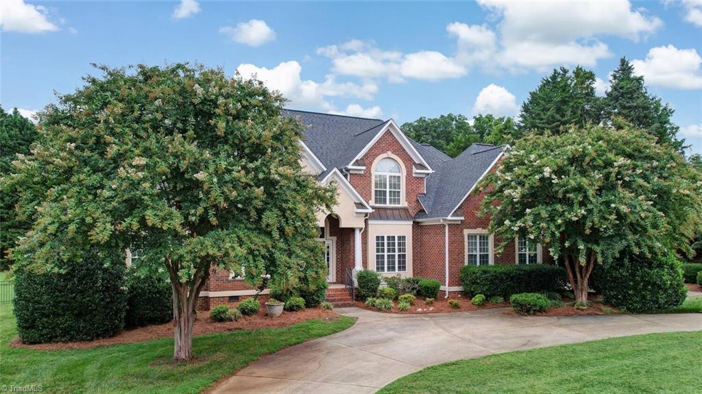 200 James Doak Parkway