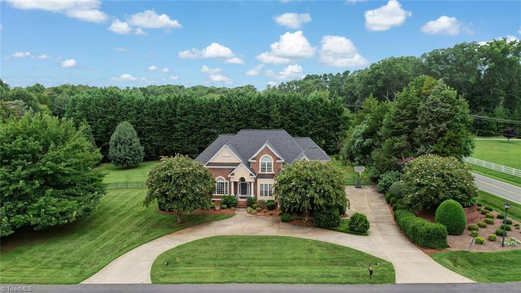 200 James Doak Parkway