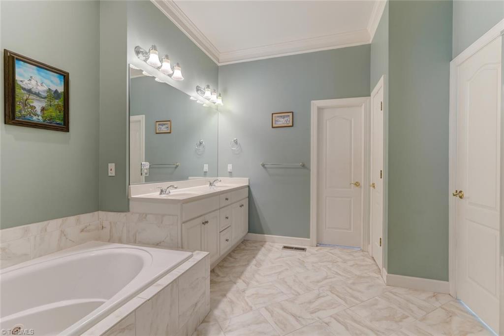 200 James Doak Parkway