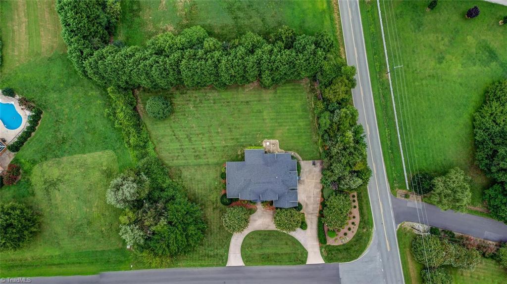 200 James Doak Parkway