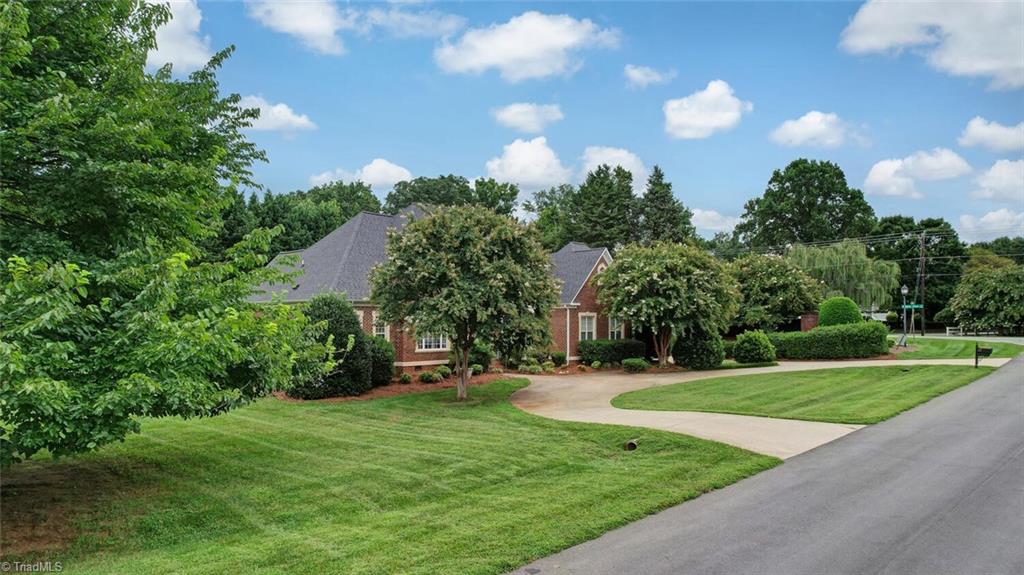 200 James Doak Parkway