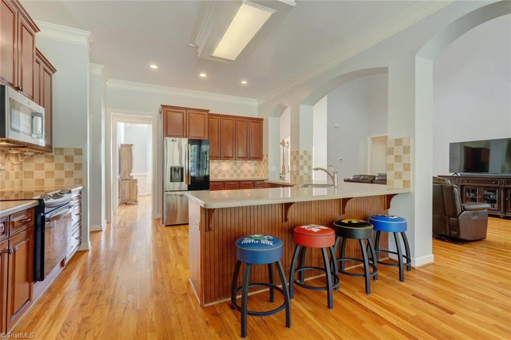 200 James Doak Parkway