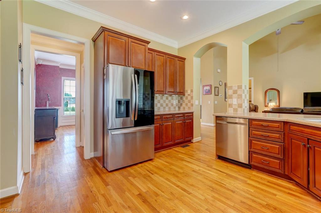 200 James Doak Parkway