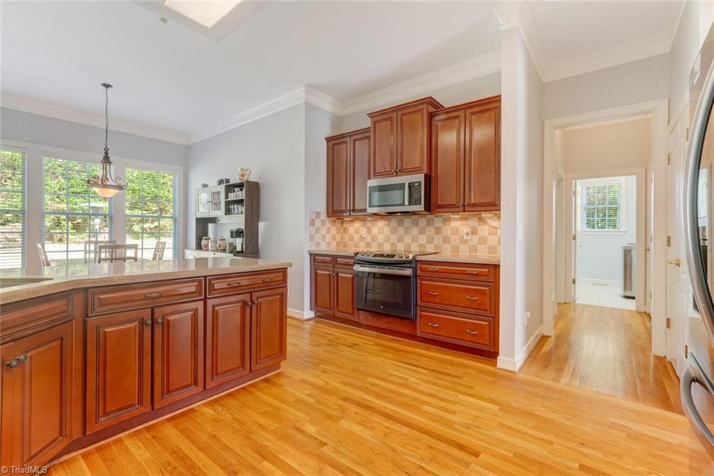 200 James Doak Parkway