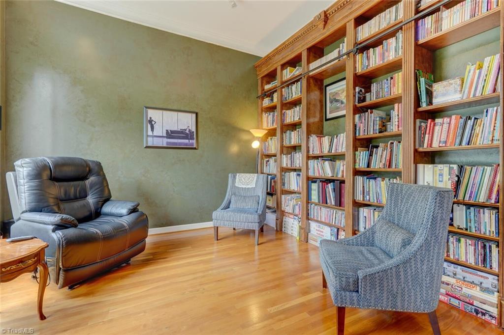 200 James Doak Parkway