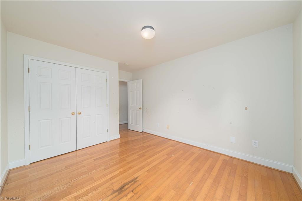 3020 Bridgeport Drive, Winston-Salem