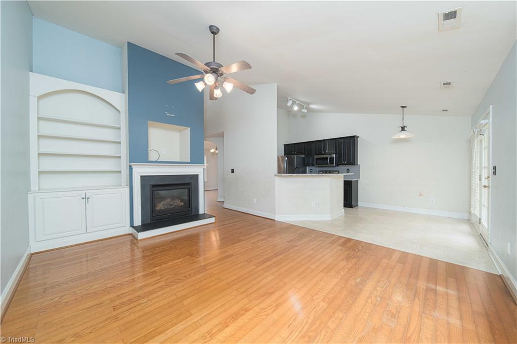 3020 Bridgeport Drive, Winston-Salem