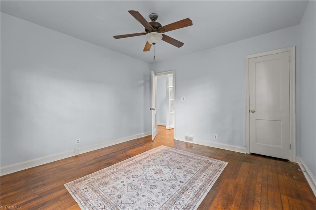 2732 Stratford Drive