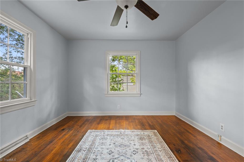 2732 Stratford Drive