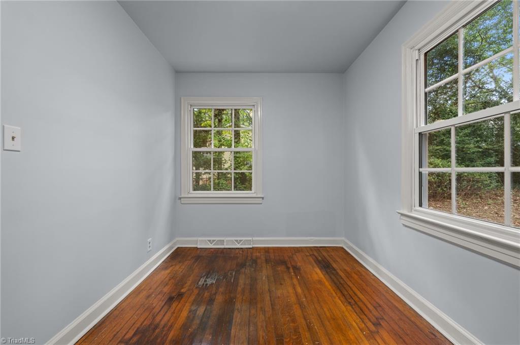 2732 Stratford Drive