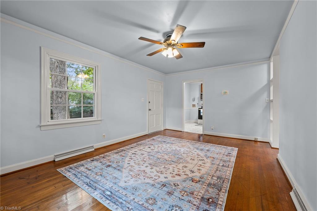 2732 Stratford Drive