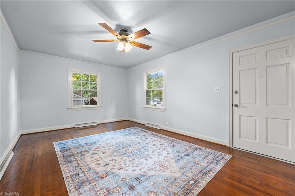 2732 Stratford Drive