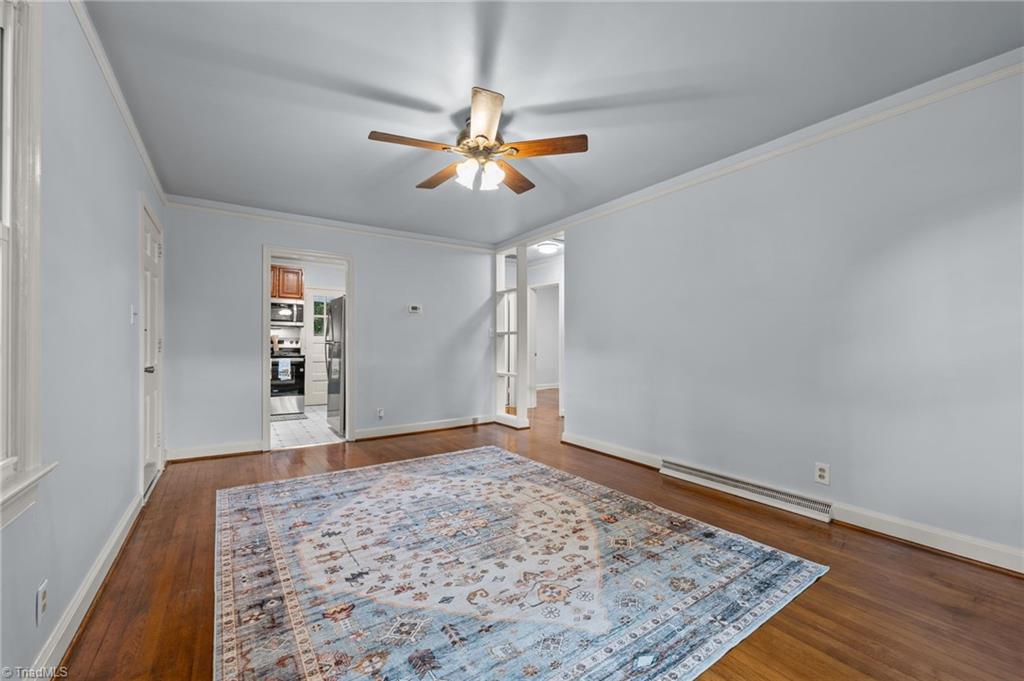 2732 Stratford Drive