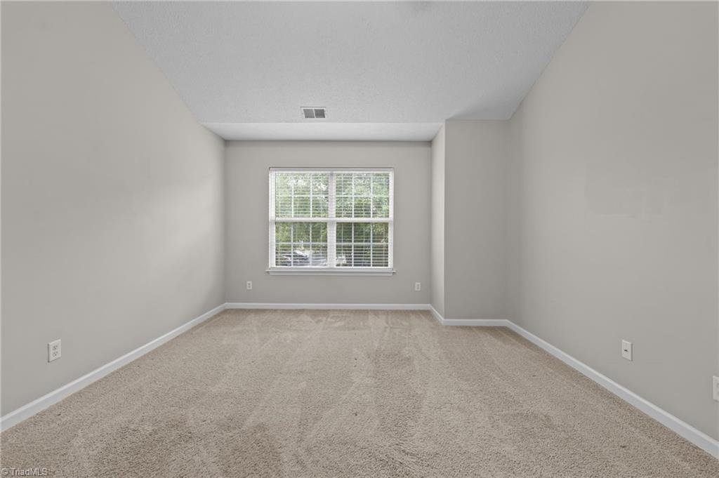 1925 Freedom Gate Drive