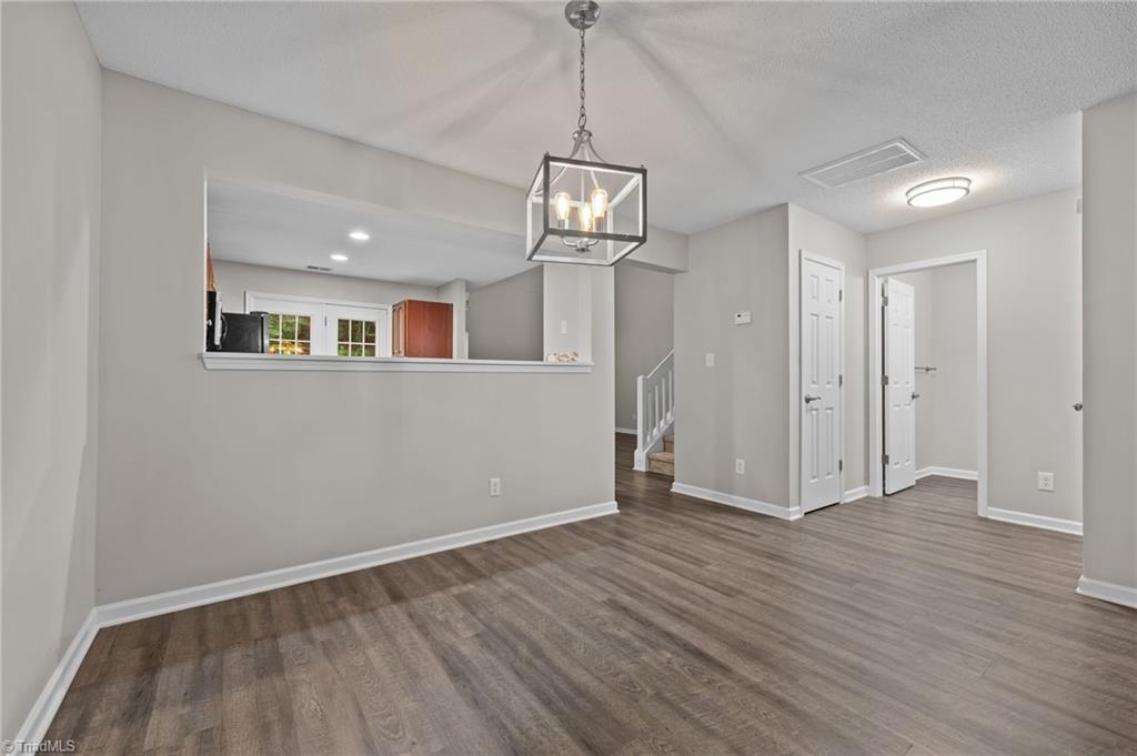 1925 Freedom Gate Drive