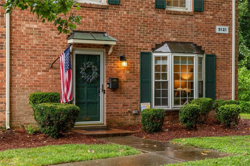 5121 Lawndale Drive # G