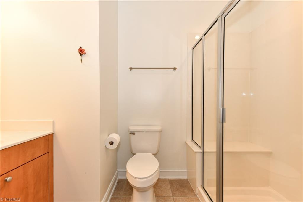 360 Elm Street # 304