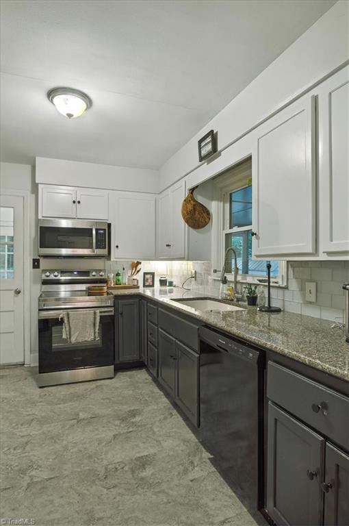 2610 Stratford Drive