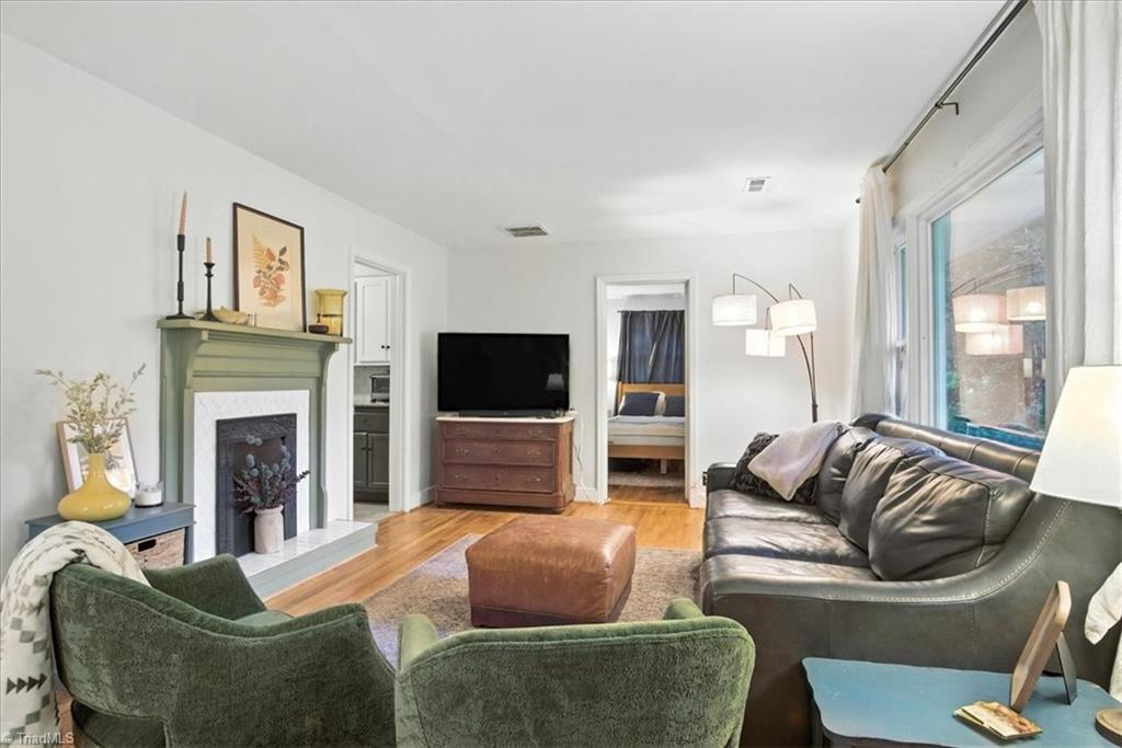 2610 Stratford Drive