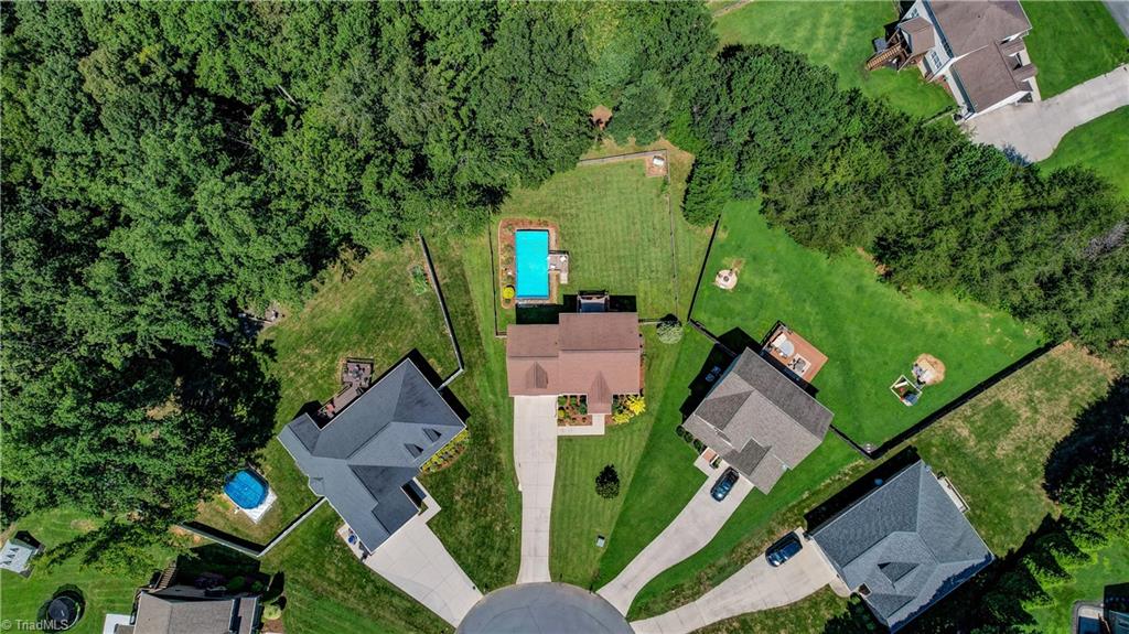 6121 Heathbrook Lane