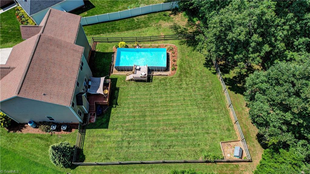6121 Heathbrook Lane