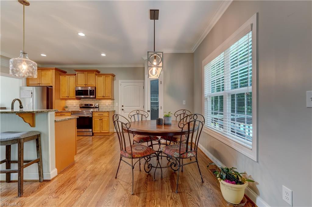 6121 Heathbrook Lane