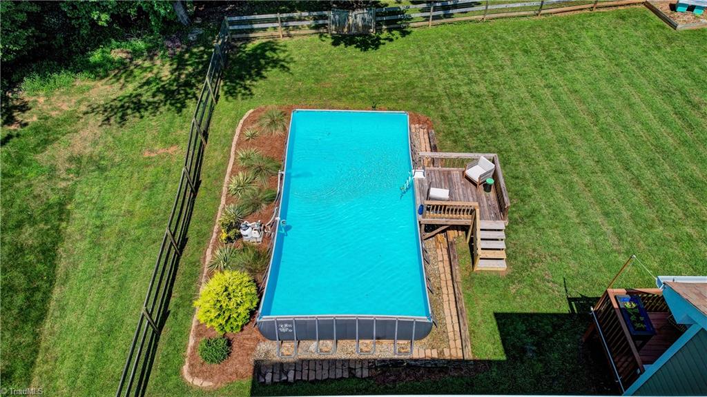 6121 Heathbrook Lane