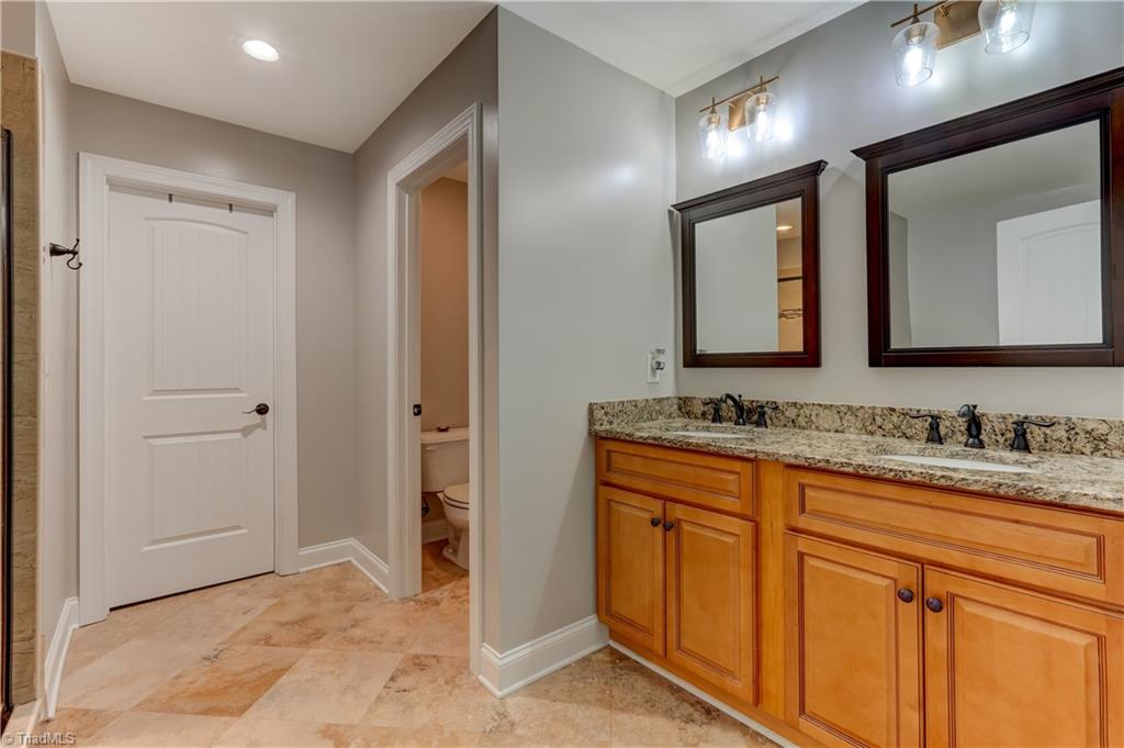6121 Heathbrook Lane