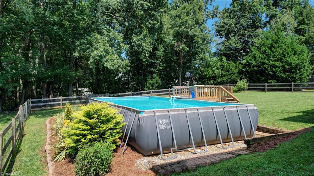 6121 Heathbrook Lane