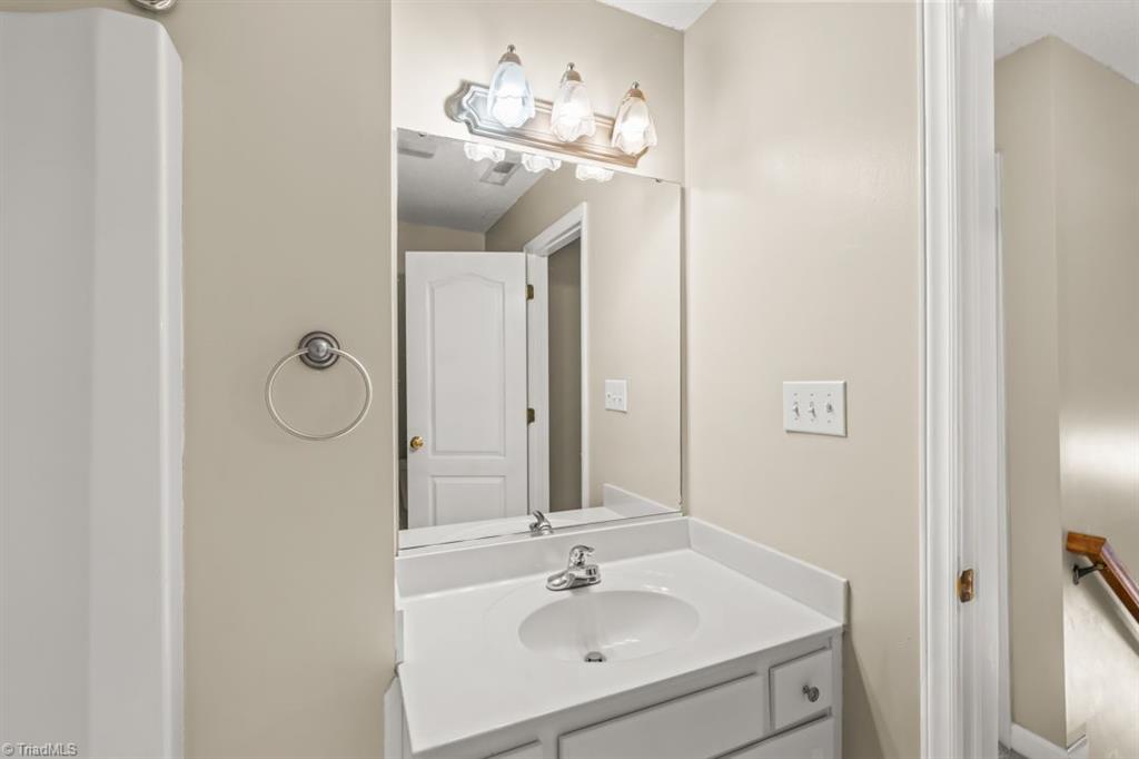 2101 Flay Cecil Road