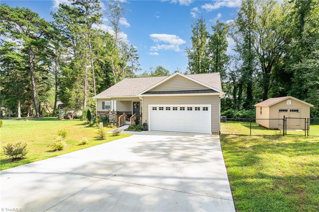 5404 Choyce Court, Winston-Salem