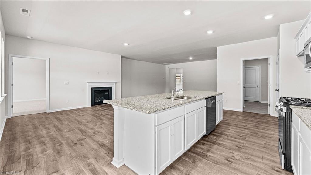 116 E Holly Oak Way