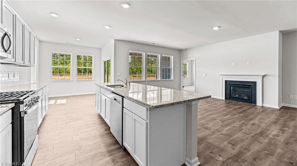 116 E Holly Oak Way