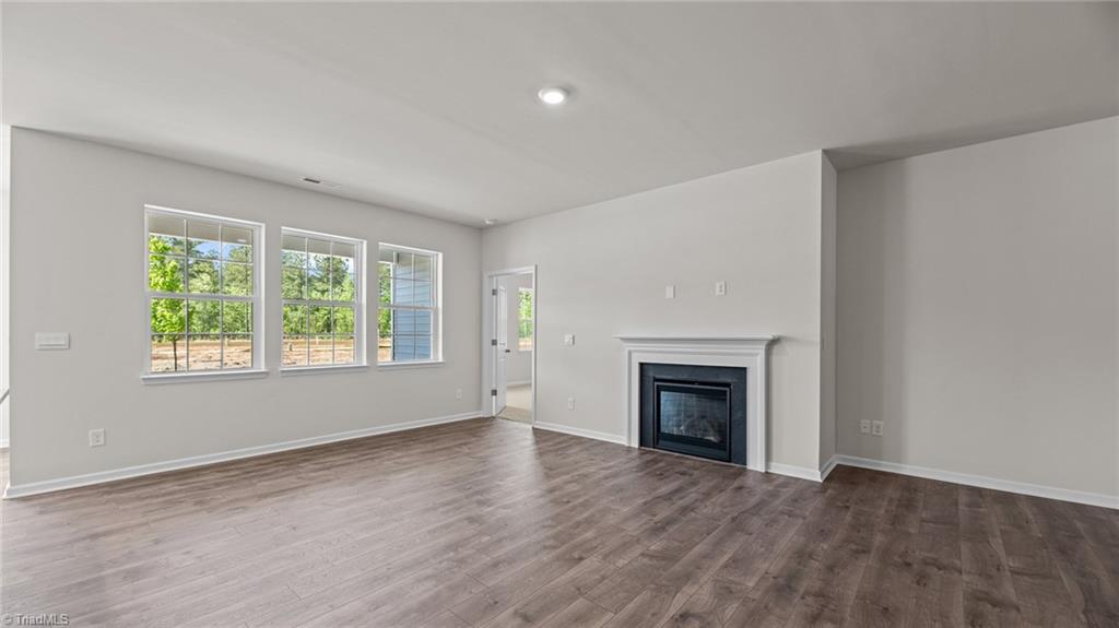 116 E Holly Oak Way