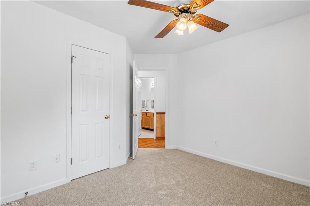 6910 Oak Bend Trail