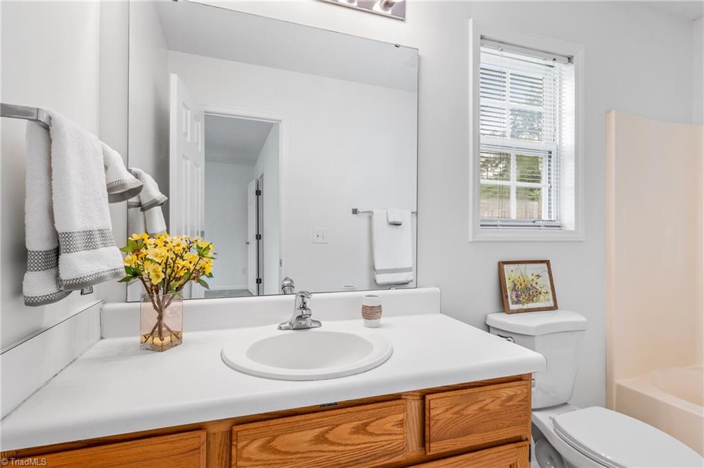 6910 Oak Bend Trail