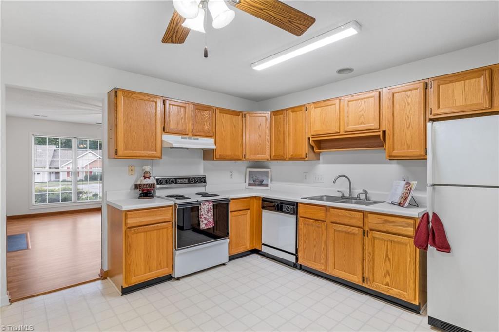 6910 Oak Bend Trail