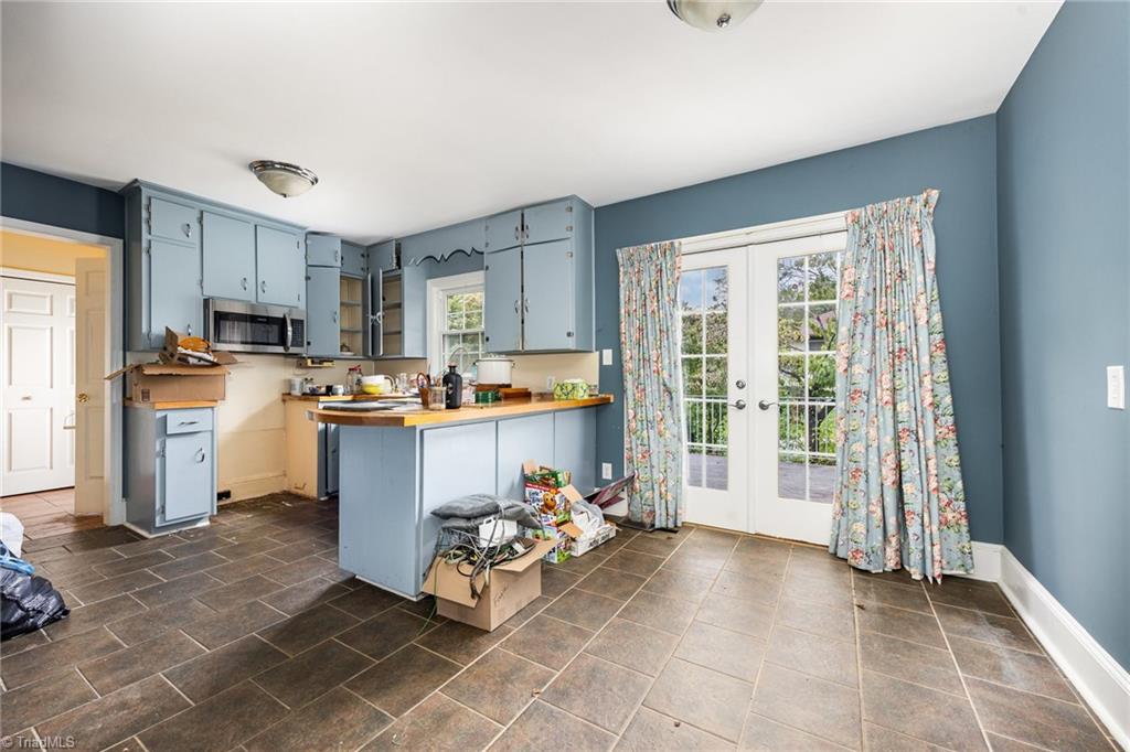 2310 Richardson Drive