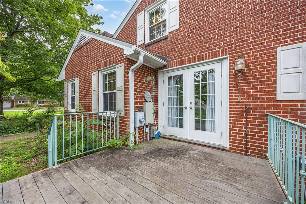 2310 Richardson Drive