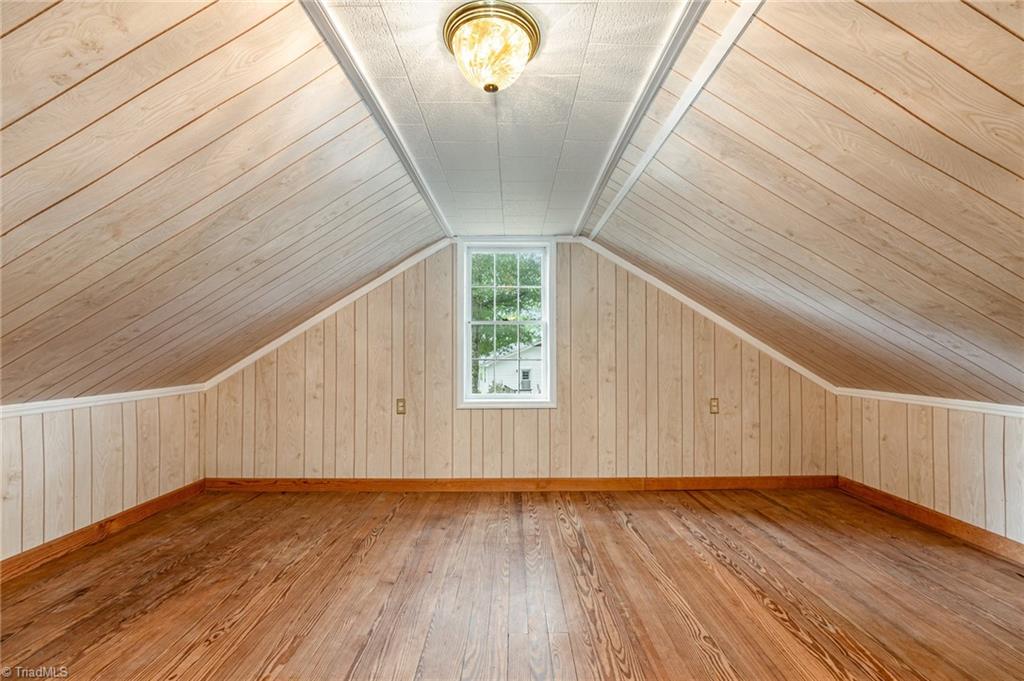 2180 Mayfield Road