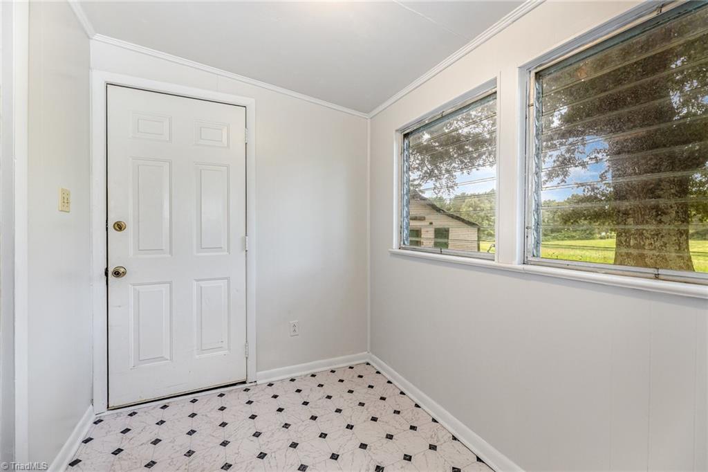 2180 Mayfield Road