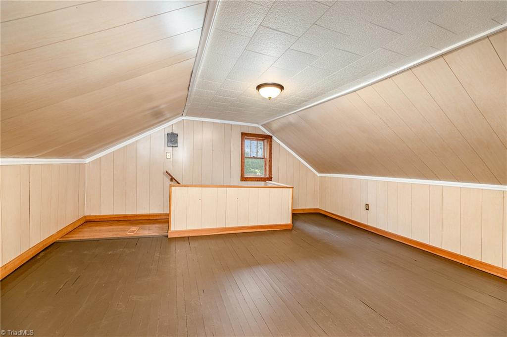 2180 Mayfield Road