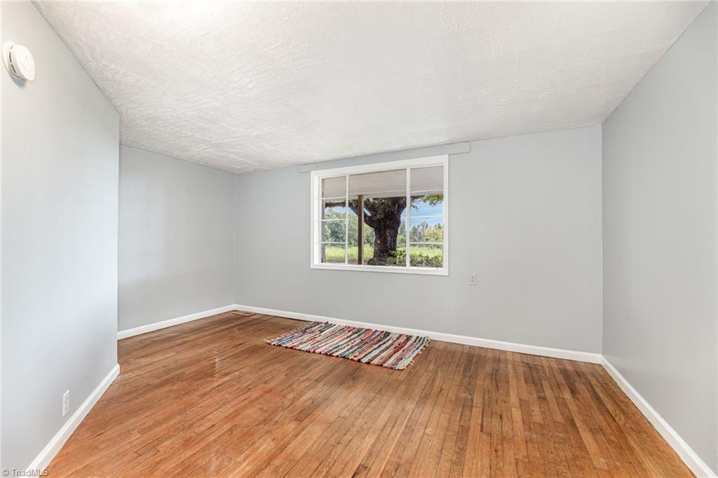 2180 Mayfield Road