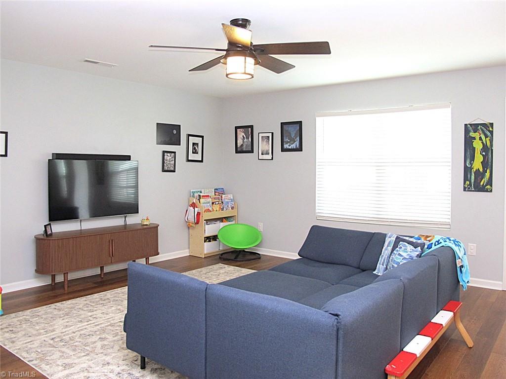 1953 Rubywood Street