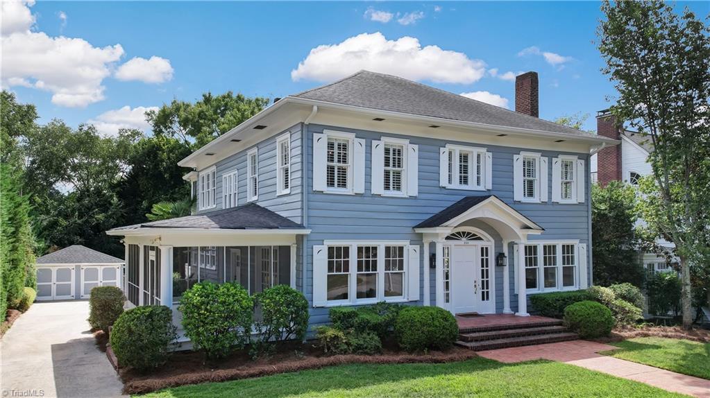 209 W Bessemer Avenue