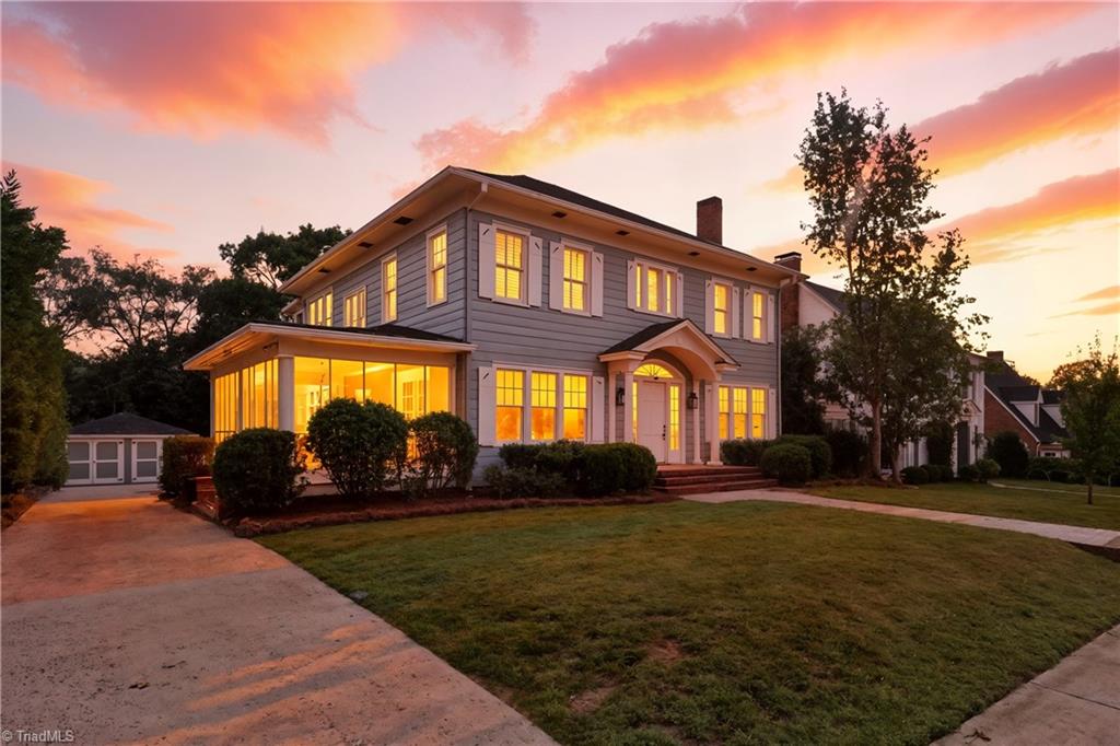 209 W Bessemer Avenue