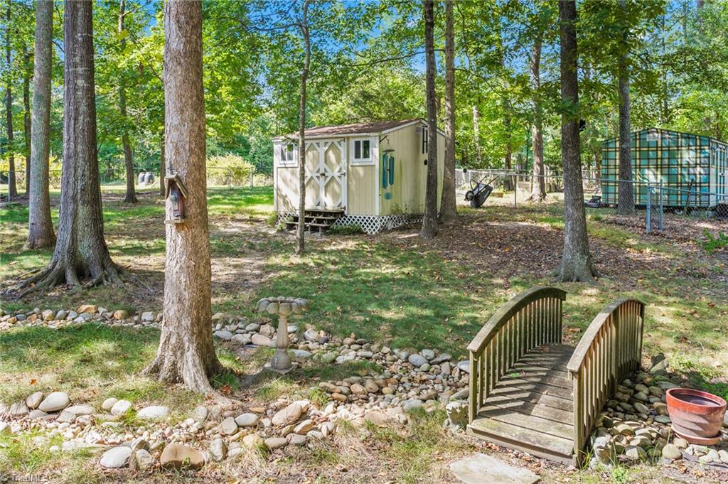 1902 San Fernando Drive