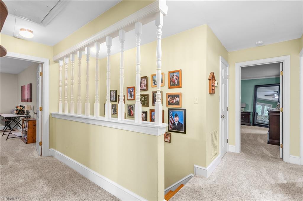 1902 San Fernando Drive