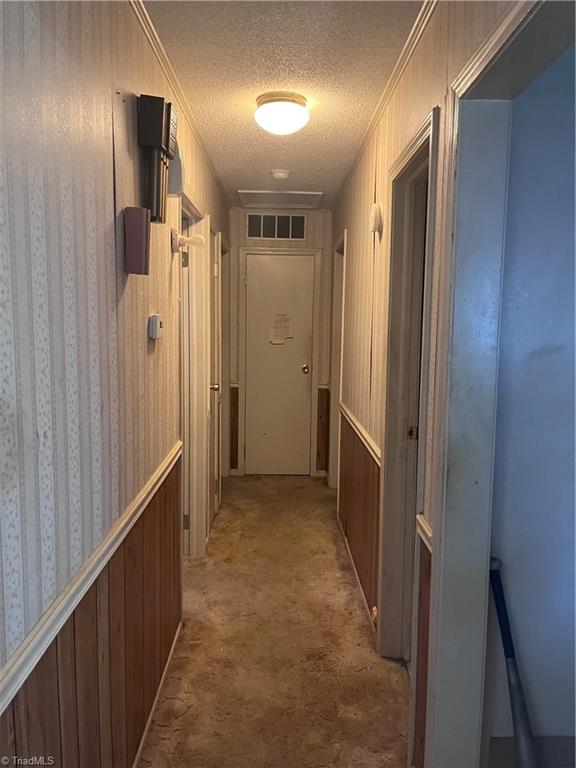 3881 Hartford Street, Winston-Salem