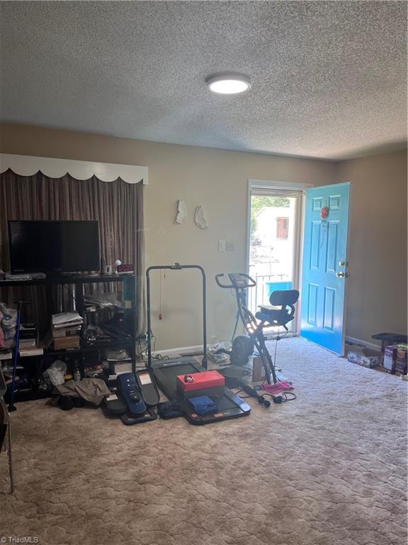 3881 Hartford Street, Winston-Salem